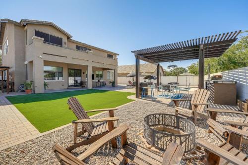 Family-Friendly Retreat w/Pool - Near Westgate!