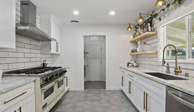 ⭐️Family-Friendly🍇Wine Deals⭐️1836ft²⭐️W/D⭐️Netflix