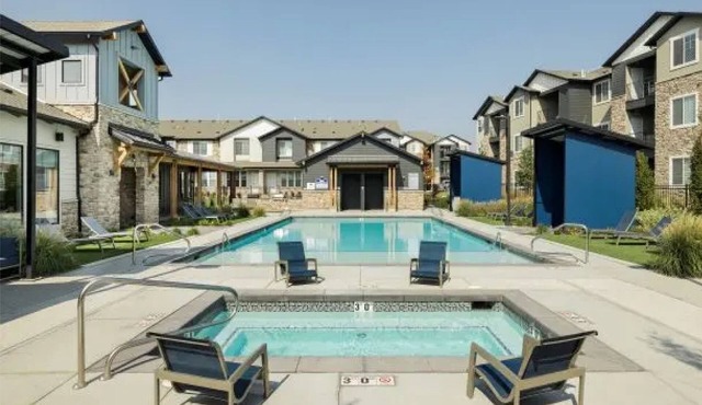 Fantastic Location!, Comfy Beds, Hot Tub, Gym, Wi-Fi