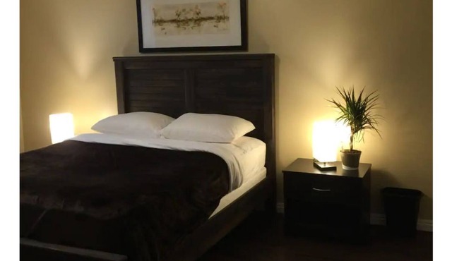 Fast WIFI, Great/Cozy/Work-Remote, Comfy Q beds!