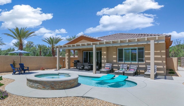 First Tee - Great Pool and Views Vacation Home!