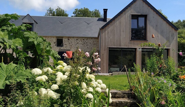 Friendly cottage 4 km from the sea Ideal Family/Friends in Les Moitiers-d'Allonne