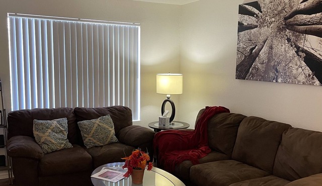 Fully Furnished Upstairs 2 Bedroom 2 Bath 844 sq ft