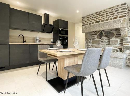 Gîte Confortable pour 2 avec Terrasse et WIFI en Normandie in Saint-Quentin-les-Chardonnets