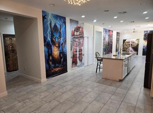 Gallery on 59th homestay NOT A HOTEL in Glendale