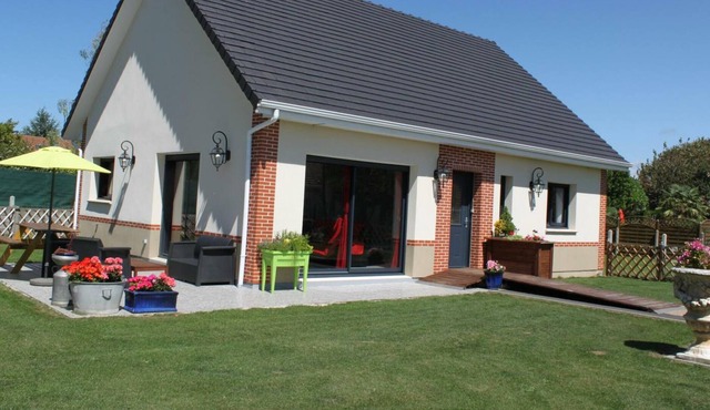 Gite Octeville-sur-Mer, 2 bedrooms, 5 persons in Octeville-sur-Mer