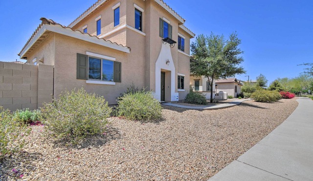 Goodyear Escape w/Grill: Community Pool Access!