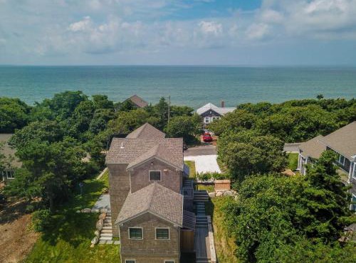 Gorgeous Architectural Home w Water Views in Eastham