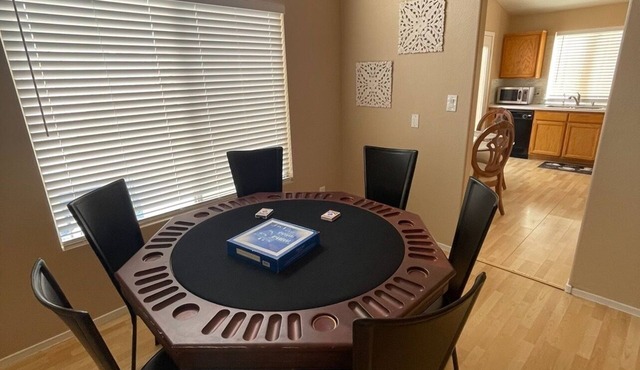 GREAT SPECIALS! Pet Friendly & Stay Free, 3-Bedrooms, and 13 min to The Strip!
