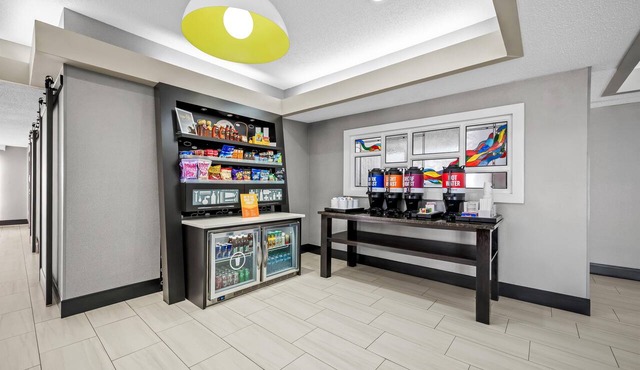 Hampton Inn Bloomington West in Bloomington