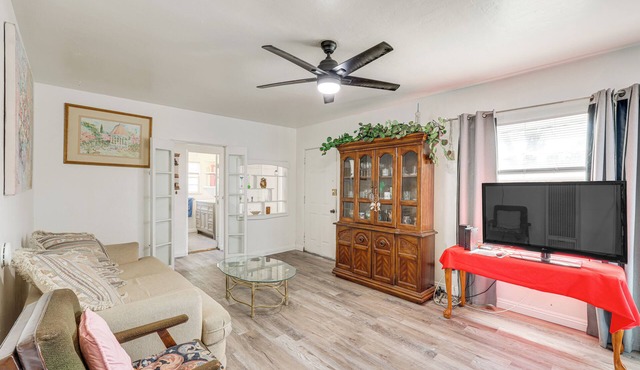 High Walkability! Extended Stay in Riverside in Riverside