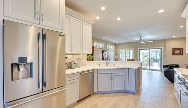 Hike & Golf! Extended Surprise Stay w/Pool Access in Surprise