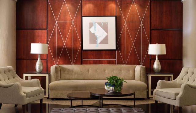 Hilton Arlington in Arlington