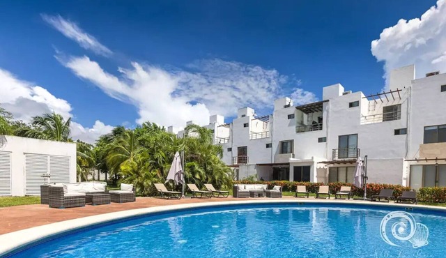 Incredible Place w/Pool & WiFi, Xcaret 5 Min in Playa del Carmen