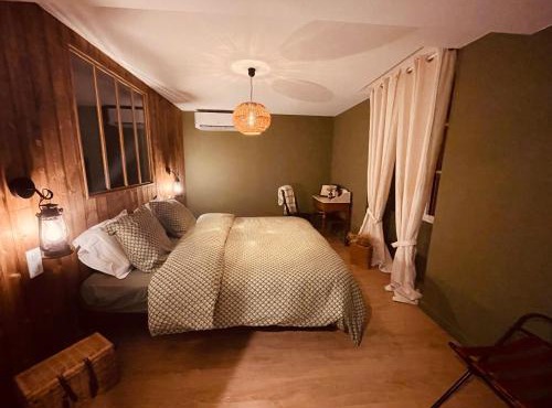 LA CABANE AFFRANCHIE in Moussy