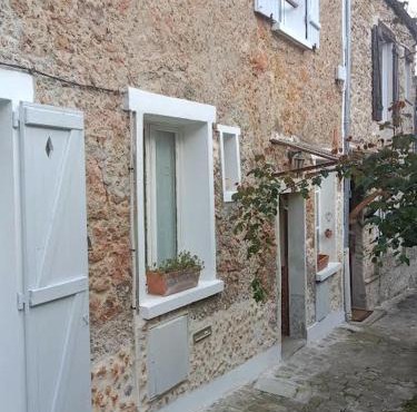 la halte in Dampierre