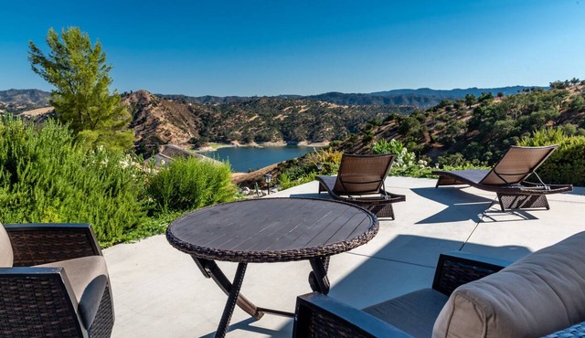 Lake Views + Game Room | Minutes to Lake Nacimiento | Hope's Place in Paso Robles