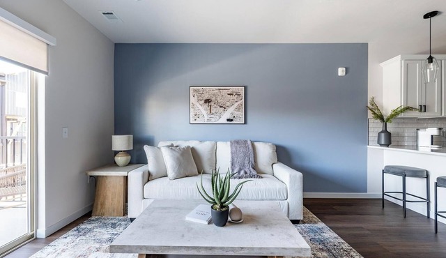 Landing | Stylish 1BD, Game Room, Clubhouse