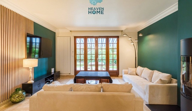 Large comfortable house for 9 people in Grâces