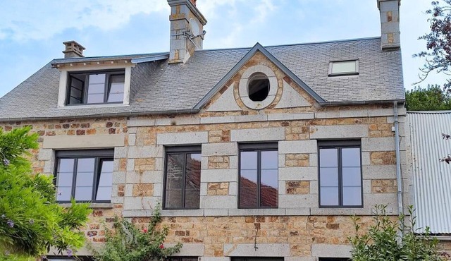 Large renovated house, near beach, pets allowed in Dragey-Ronthon