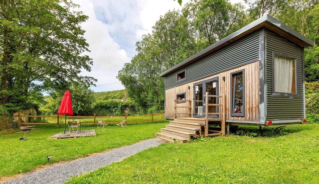 Le Petit Haras De Valmont Chalet with Private Terrace, Garden, and Air Conditioning in Valmont