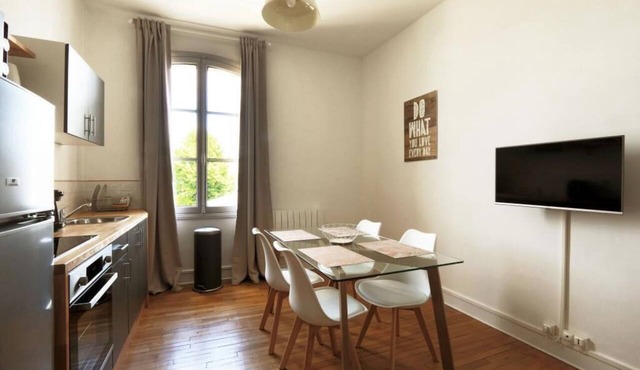 Le Ronsardien - Quiet, comfortable apartment in Tours