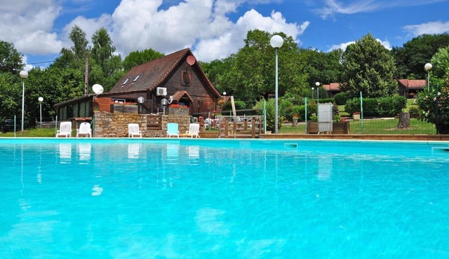 Les Chalets de Thegra proche de Rocamadour et Padirac in Thégra