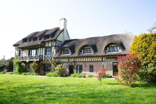 Les Hauts d'Etretat in Bordeaux-Saint-Clair