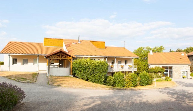 Les Hauts De Blond in Blond