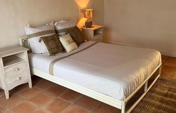 LODGE ROYAL QUERCY in Monclar-de-Quercy
