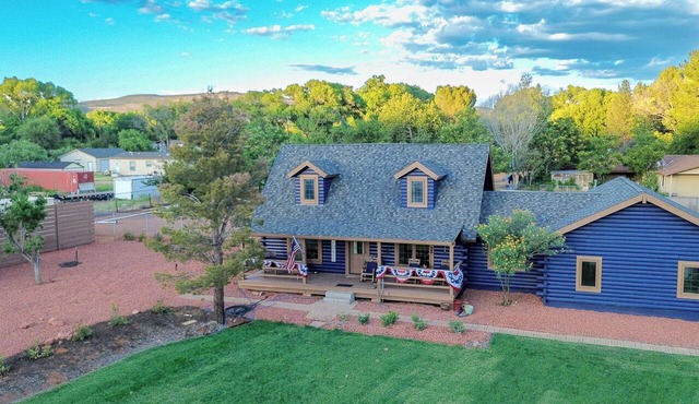 Log Cabin Near Sedona Oak Creek Hot Tub Dark Skies