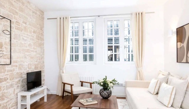 Louvre - Premium studio for 4 in Paris