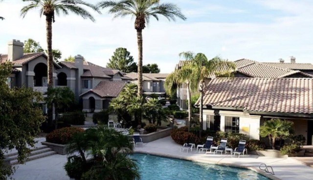 Lovely 2 Bed 2 Bath Condo-Heated Pool & Exercise RM