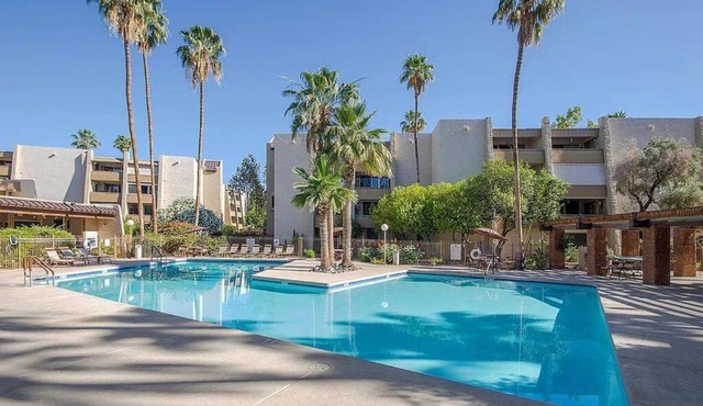 Lux Resort Condo (Old Town Scottsdale!)