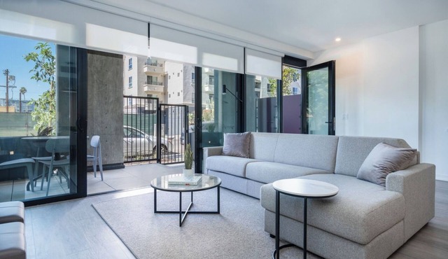 Luxe Urban Escape in West Hollywood – Furnished Stays, Resort-Style Living!
