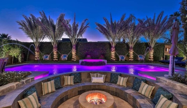 #Luxefarmhousevilla | Luxury Resort Style Living w/Fire Pit & Heated Pool, Simply Amazing! Luxe Cali Villa a Luxury Resort Style Living