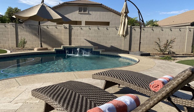 Luxurious desert home with pool and game rooms!