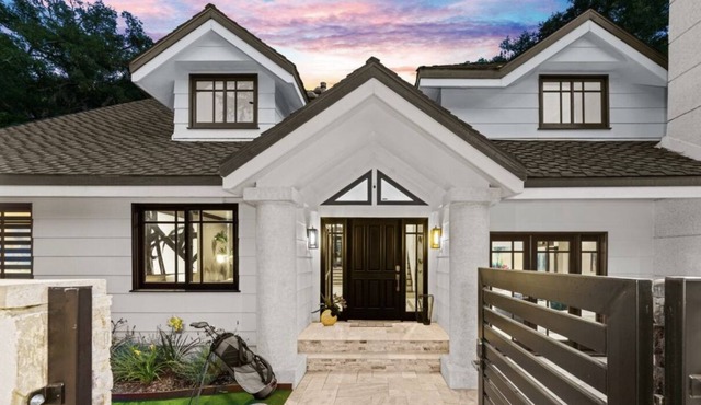 Luxury 5 bed with Movie theatre in Beverly Hills