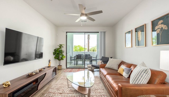 Luxury Condo Lakefront Property