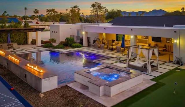 Luxury Scottsdale Estate: Pool, Spa, Pickleball & Golf