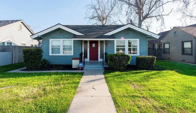 Luxury Stay Near Downtown Bakersfield