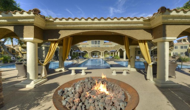 Luxury Vacation Rentals by Meridian CondoResorts