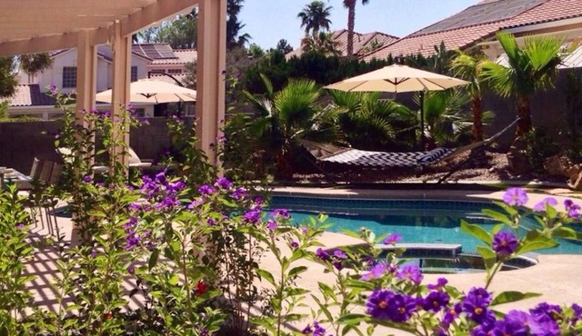 Luxury Vegas Retreat STR20-00107