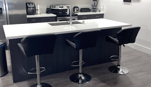 LuxuryApt Perfect for A nice Weekend Getaway 2BR