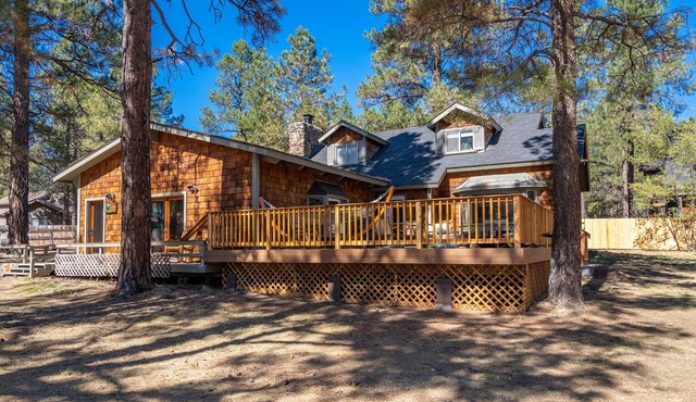 Magdalena Meadows Retreat. Amazing Million Dollar Property on 3 acre property