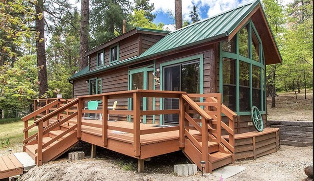 Magical Mountain Hideaway