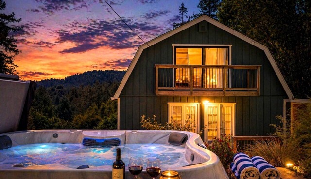 Magical River Hideaway! Woods! Pups OK! Hot Tub~Magic Mountain