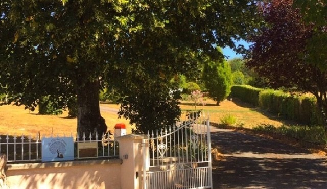 Maison Chaleureuse en Plein Cœur de la Bourgogne du Sud in Dompierre-les-Ormes