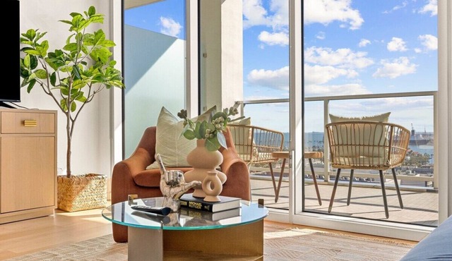 @ Marbella Lane - Cozy Retreat: 1BR in Long Beach in Long Beach