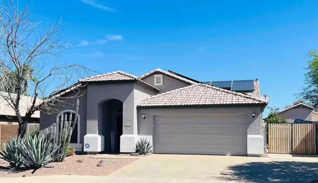 Mesa 3/2 with Heated pool , RV gate, BBQ
